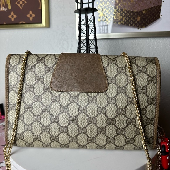 ✅Authentic GUCCI  GG PVC Leather Crossbody Bag - Picture 5 of 17